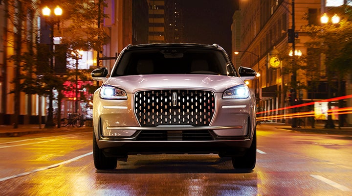 The striking grille of a 2024 Lincoln Corsair® SUV is shown. | Gray-Daniels Lincoln in Brandon MS