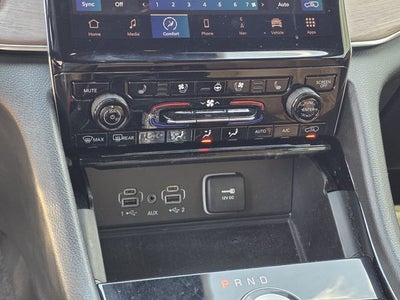 2023 Jeep Grand Cherokee Summit