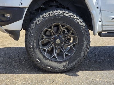 2024 RAM 1500 Big Horn/Lone Star Intruder Package