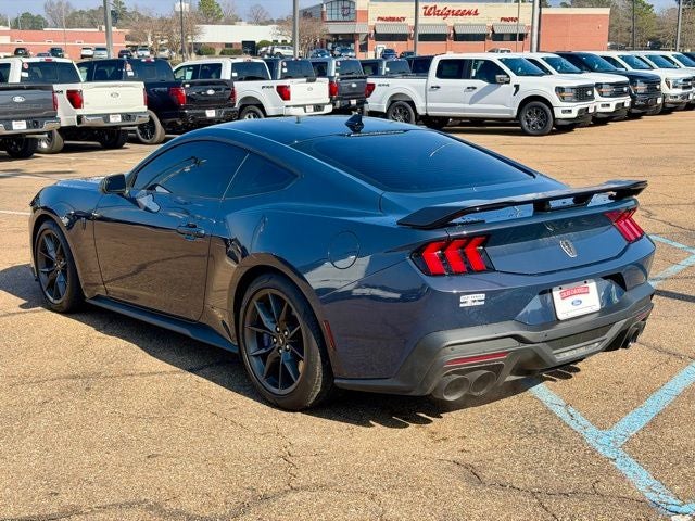 2025 Ford Mustang Dark Horse
