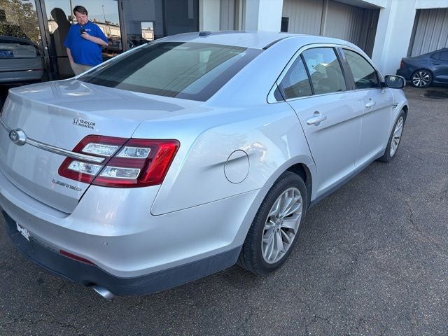 2019 Ford Taurus Limited
