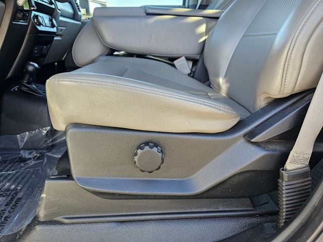 2019 Ford F-350SD XL WITH FLAT BED DRW