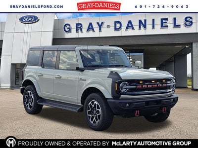 2025 Ford Bronco Outer Banks