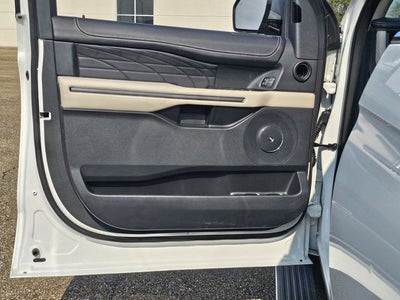 2022 Ford Expedition Max Platinum