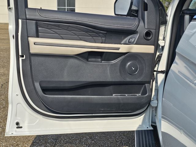 2022 Ford Expedition Max Platinum