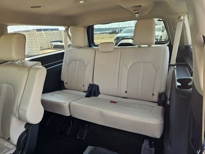 2022 Ford Expedition Max Platinum