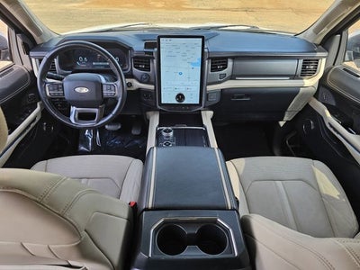 2022 Ford Expedition Max Platinum