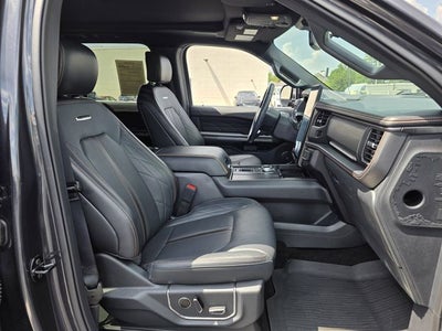 2023 Ford Expedition Platinum