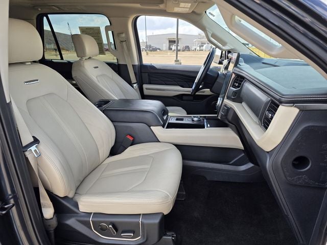 2023 Ford Expedition Platinum