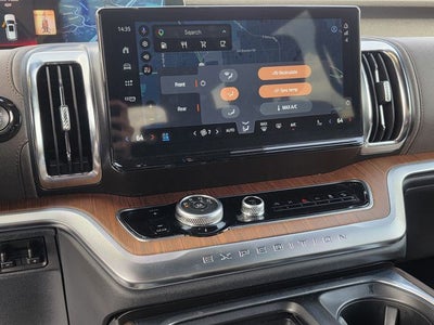 2025 Ford Expedition King Ranch