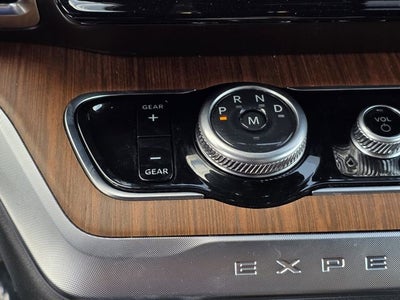 2025 Ford Expedition King Ranch