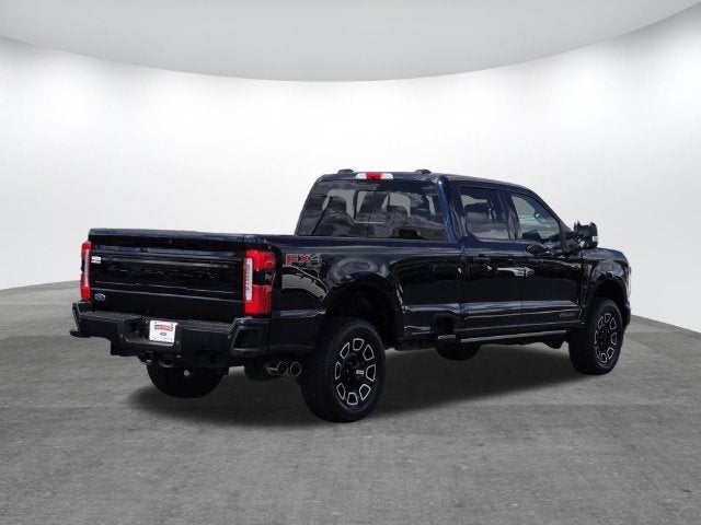 2025 Ford F-350SD Platinum