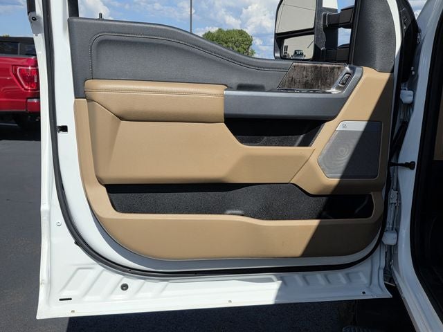 2023 Ford F-350SD Lariat DRW