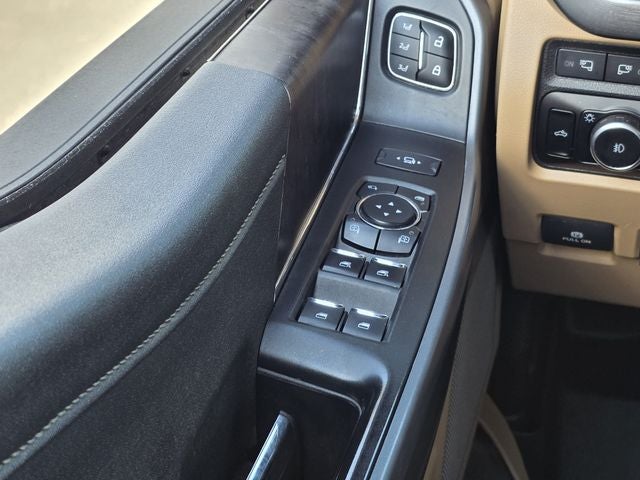 2023 Ford F-350SD Lariat DRW