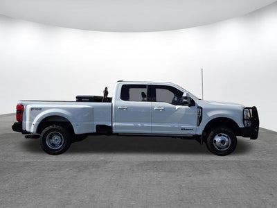 2023 Ford F-350SD Lariat DRW