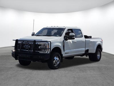 2023 Ford F-350SD Lariat DRW