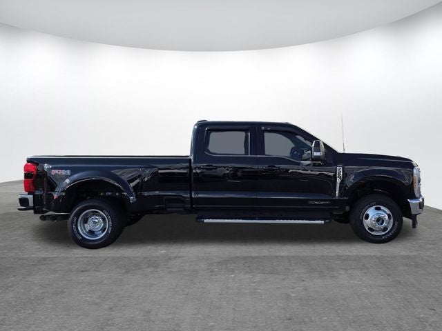2023 Ford F-350SD Lariat DRW
