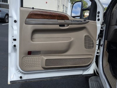 2003 Ford F-250SD Lariat