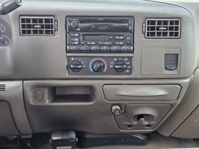 2003 Ford F-250SD Lariat
