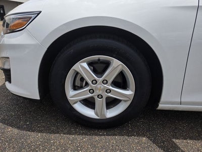 2022 Chevrolet Malibu LS 1FL