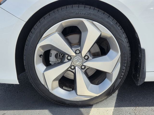 2019 Honda Accord Touring 2.0T