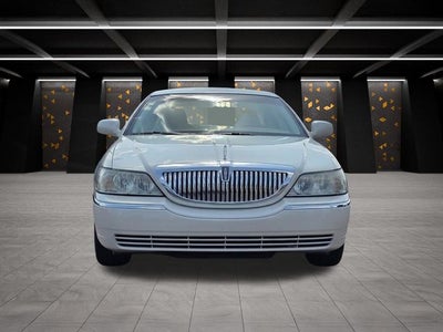 2006 Lincoln Town Car Signature