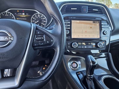 2023 Nissan Maxima SV