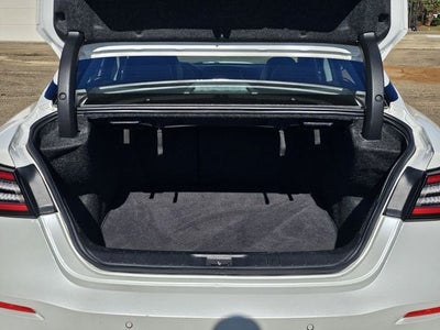 2023 Nissan Maxima SV