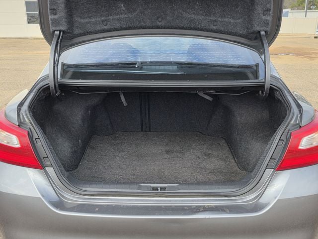 2016 Nissan Altima 2.5 SR