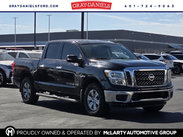 2018 Nissan Titan SV
