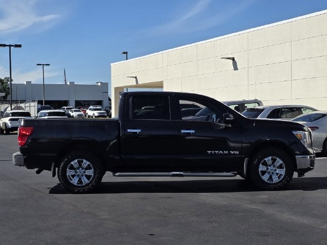 2018 Nissan Titan SV