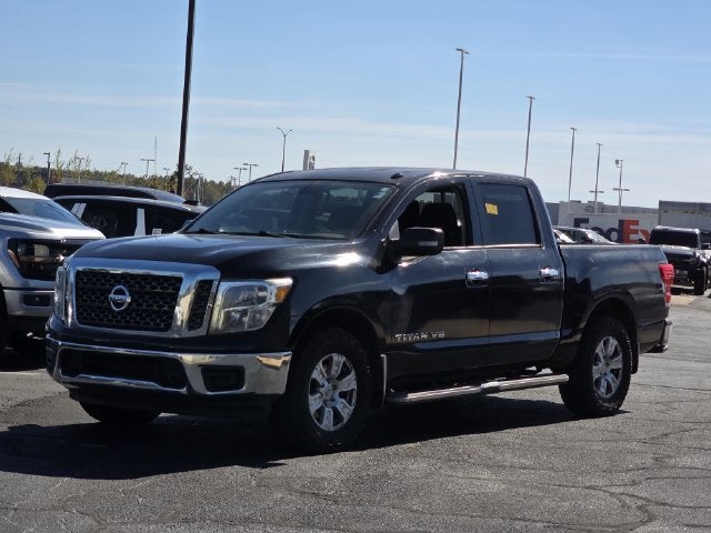 2018 Nissan Titan SV