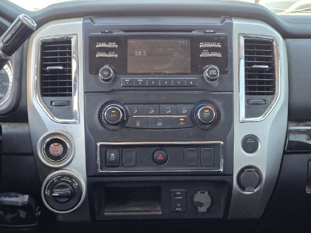 2018 Nissan Titan SV
