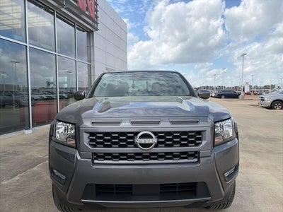 2025 Nissan Frontier SV