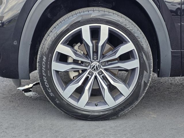 2021 Volkswagen Atlas Cross Sport 3.6L V6 SEL Premium R-Line