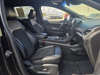 2022 Ford Edge ST Line
