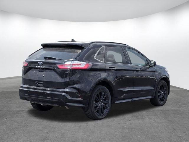 2022 Ford Edge ST Line