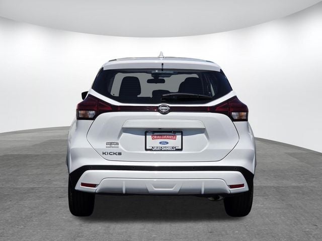 2024 Nissan Kicks S