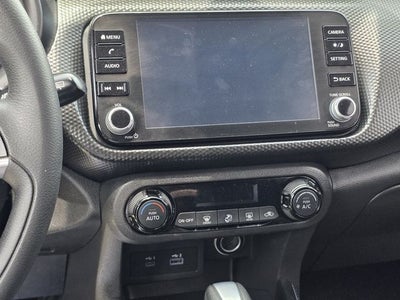 2022 Nissan Kicks SV