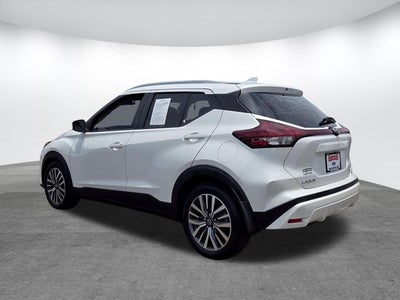 2022 Nissan Kicks SV