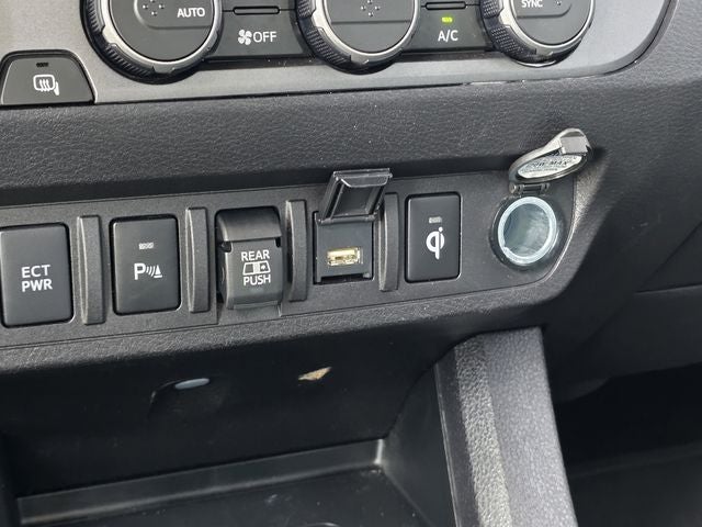 2023 Toyota Tacoma TRD Off-Road V6