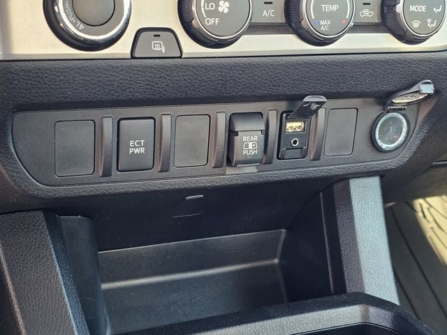 2019 Toyota Tacoma SR5 V6