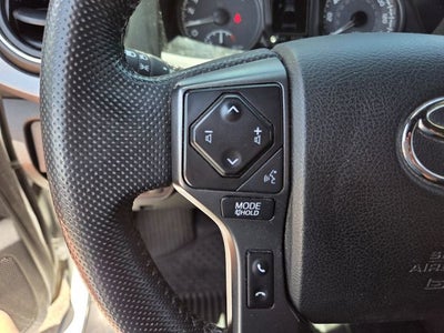2022 Toyota Tacoma TRD Off-Road V6