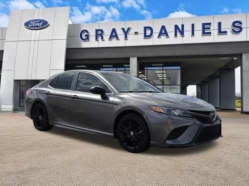 2018 Toyota Camry SE