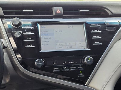 2018 Toyota Camry SE