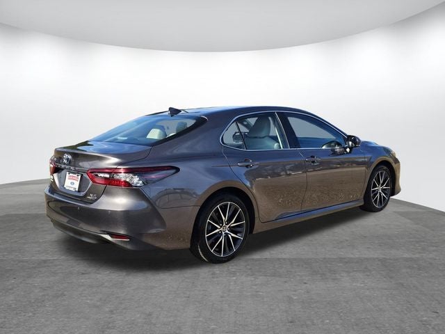2023 Toyota Camry Hybrid XLE