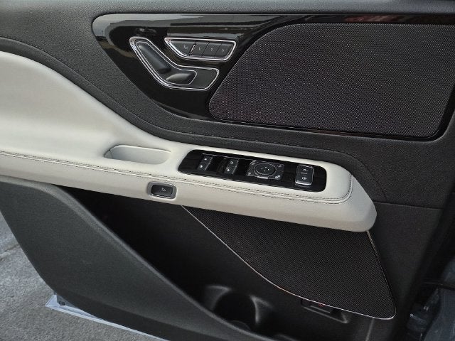 2027 Lincoln Aviator Premiere Premium