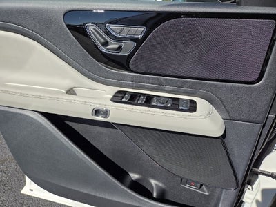 2027 Lincoln Aviator Premiere Premium