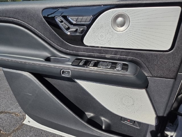 2027 Lincoln Aviator Reserve