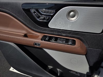 2027 Lincoln Aviator Reserve